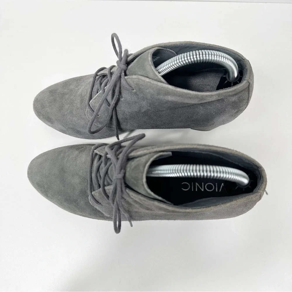 Vionic Grey Suede Elevated Becca Lace Up Wedge Booties Women’s Size 8